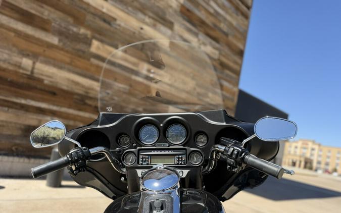 2009 Harley-Davidson® Electra Glide® Ultra Classic® Vivid Black