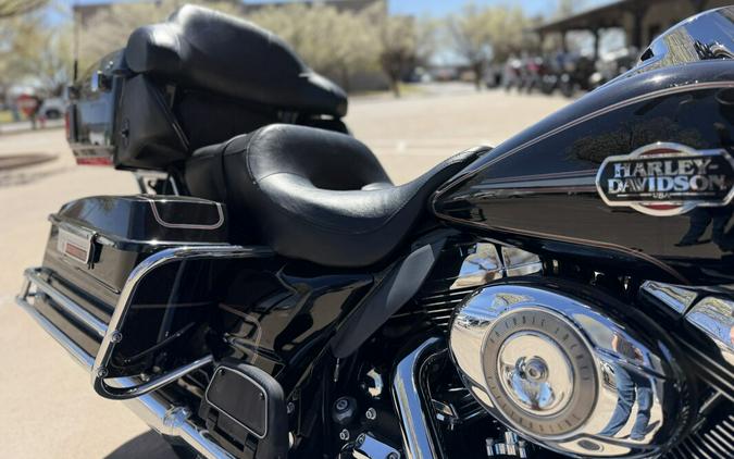 2009 Harley-Davidson® Electra Glide® Ultra Classic® Vivid Black