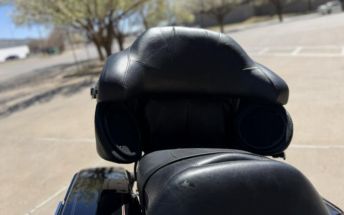 2009 Harley-Davidson® Electra Glide® Ultra Classic® Vivid Black