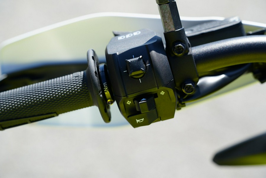 2026 Husqvarna Motorcycles Supermoto 701