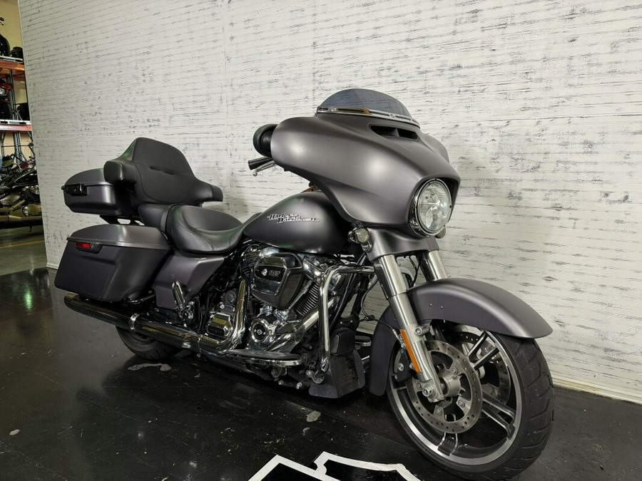 2017 Harley-Davidson Street Glide w/ Chopped Tour Pack and MORE!