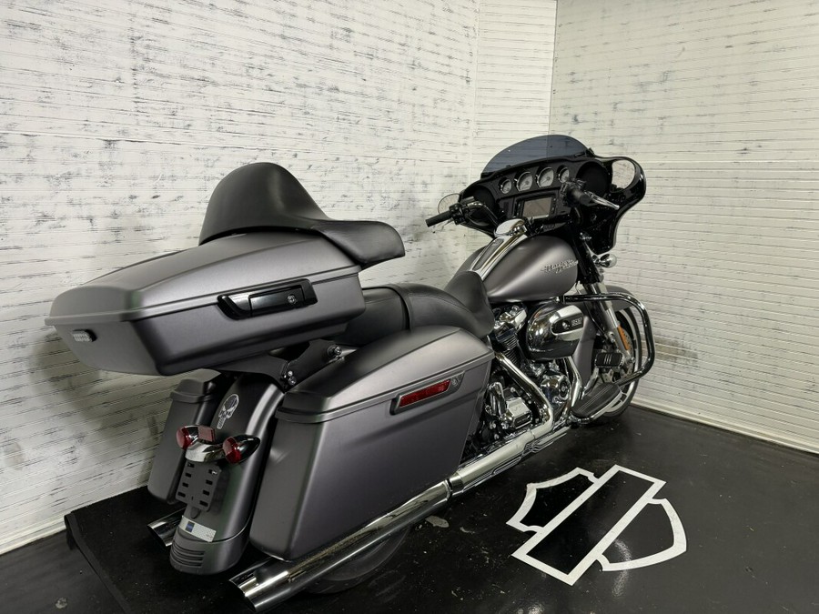 2017 Harley-Davidson Street Glide w/ Chopped Tour Pack and MORE!