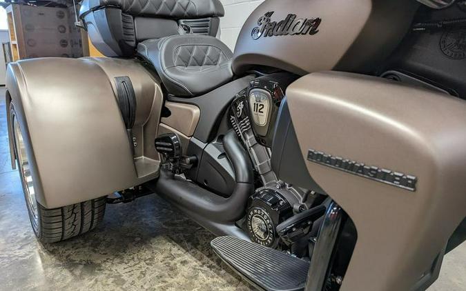 2025 Indian Motorcycle® Roadmaster® PowerPlus Dark Horse® 112 Nara Bronze Smoke Motor Trike®