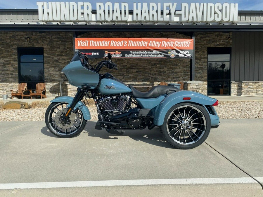 2024 Road Glide 3 Sharkskin Blue