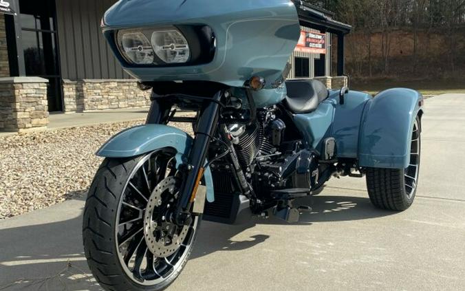 2024 Road Glide 3 Sharkskin Blue