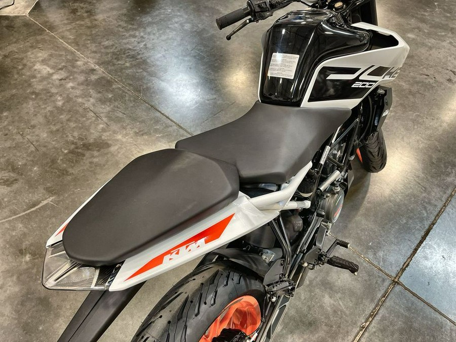 2021 KTM 200 Duke