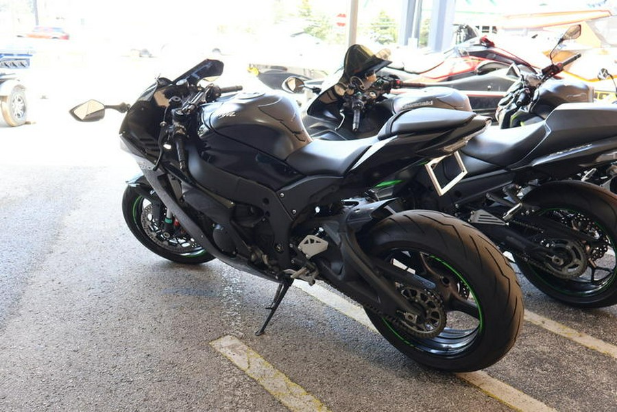 2021 Kawasaki Ninja® ZX™-10R ABS