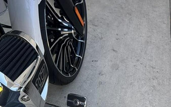 2024 Harley-Davidson Softail Breakout