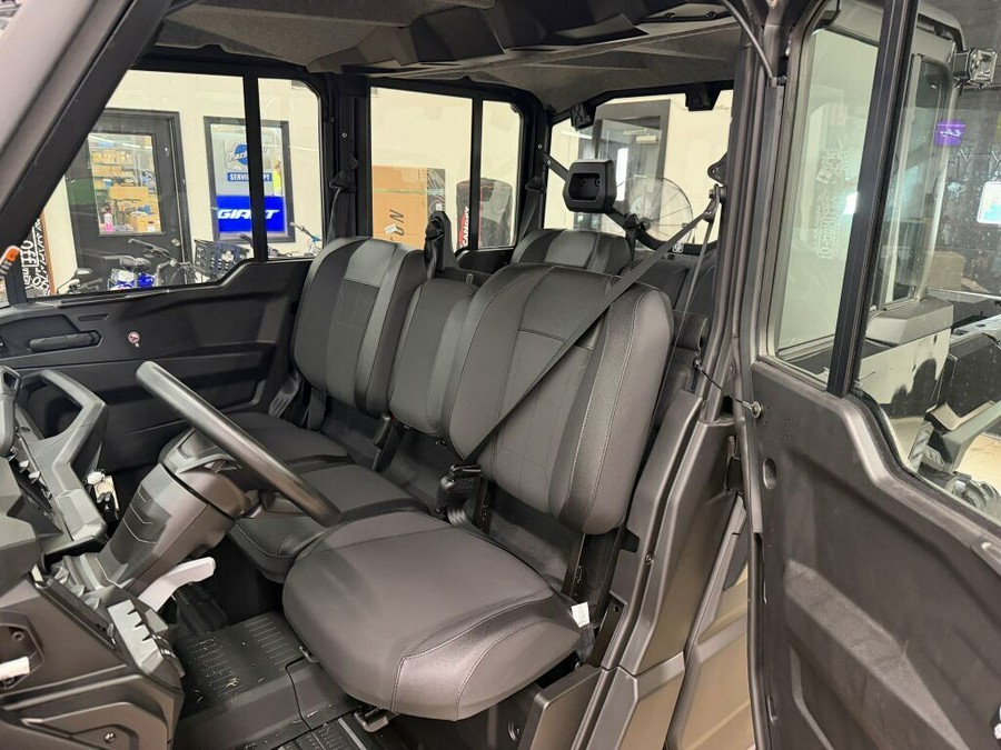 2026 Can-Am Defender MAX XT CAB HD11