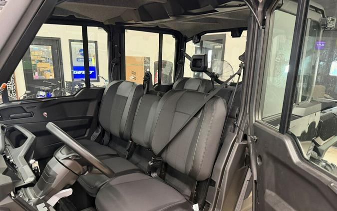 2026 Can-Am Defender MAX XT CAB HD11