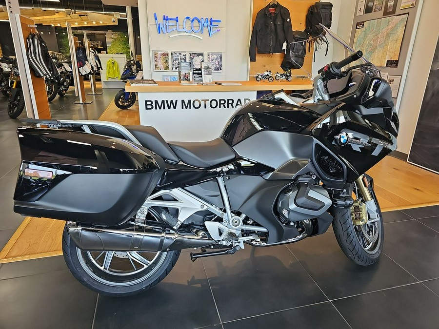 2023 BMW R 1250 RT Triple Black