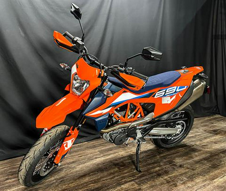 2023 KTM 690 SMC R