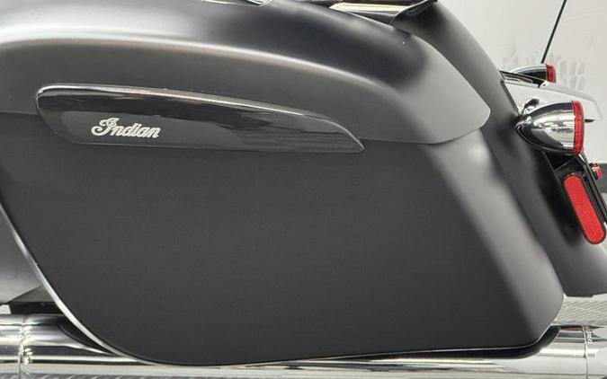 2020 Indian Motorcycle® Roadmaster® Dark Horse® Thunder Black Smoke