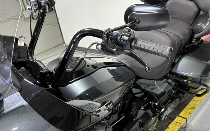 2026 Harley-Davidson® Road Glide Limited Iron Horse Metallic Black Trim