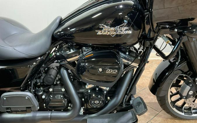 2023 Harley-Davidson Road Glide 3 Vivid Black FLTRT