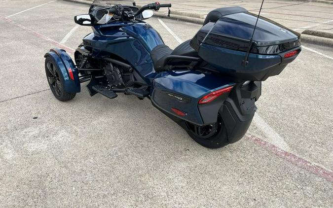 2023 Can-Am® Spyder F3 Limited Dark Wheels