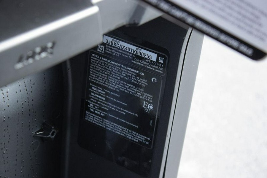 New 2026 CAN-AM DEFENDER MAX XT HD11 WITH 1025 INCH TOUCHSCREEN