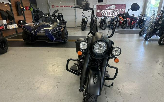 2023 Indian Springfield Dark Horse Black Smoke