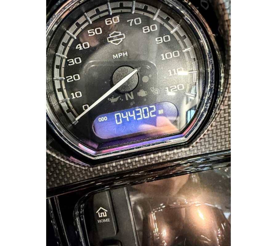 2016 Harley-Davidson FLHTKSE - CVO Limited