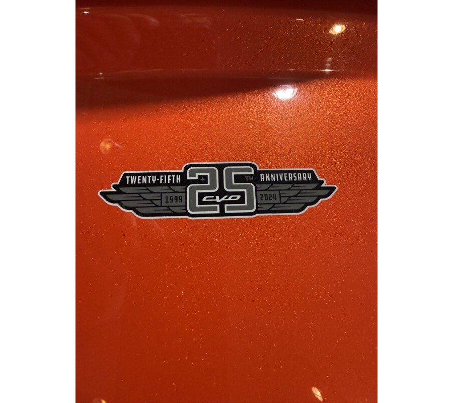 FLHXSE 2024 CVO™ Street Glide®