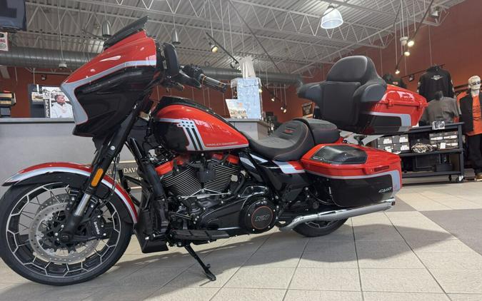 FLHXSE 2024 CVO™ Street Glide®