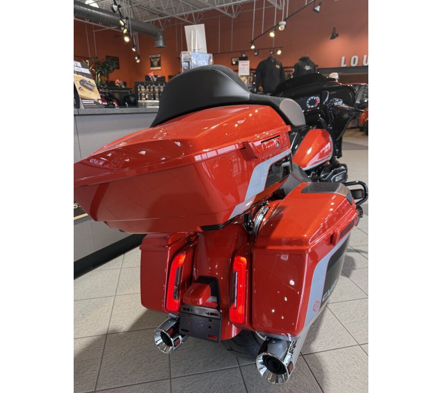 FLHXSE 2024 CVO™ Street Glide®
