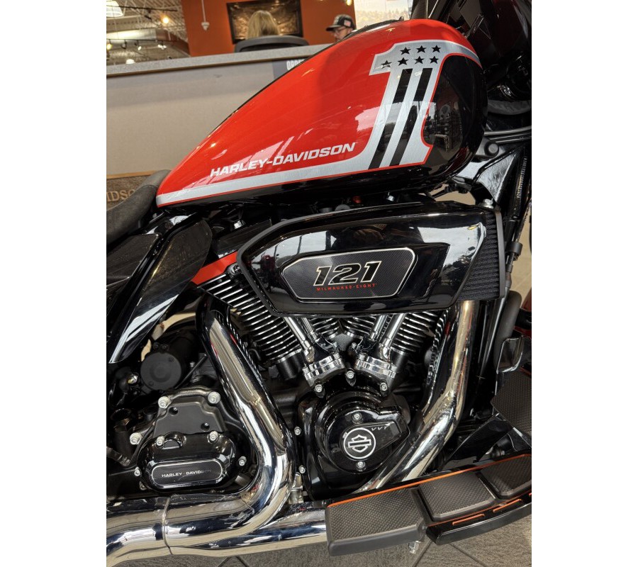 FLHXSE 2024 CVO™ Street Glide®