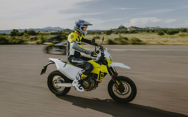 2026 Husqvarna 701 Supermoto