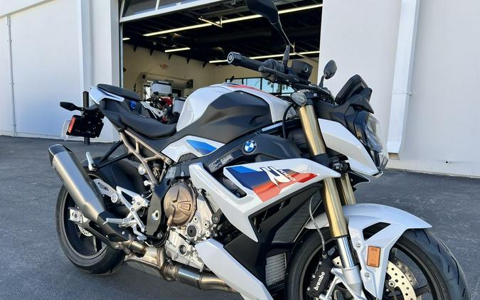 2024 BMW S 1000 R Light White/M Motorsport