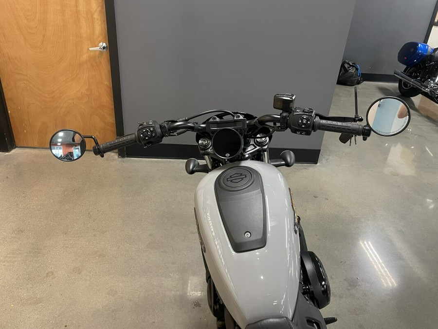 2025 Harley-Davidson® Nightster® Special Billiard Gray