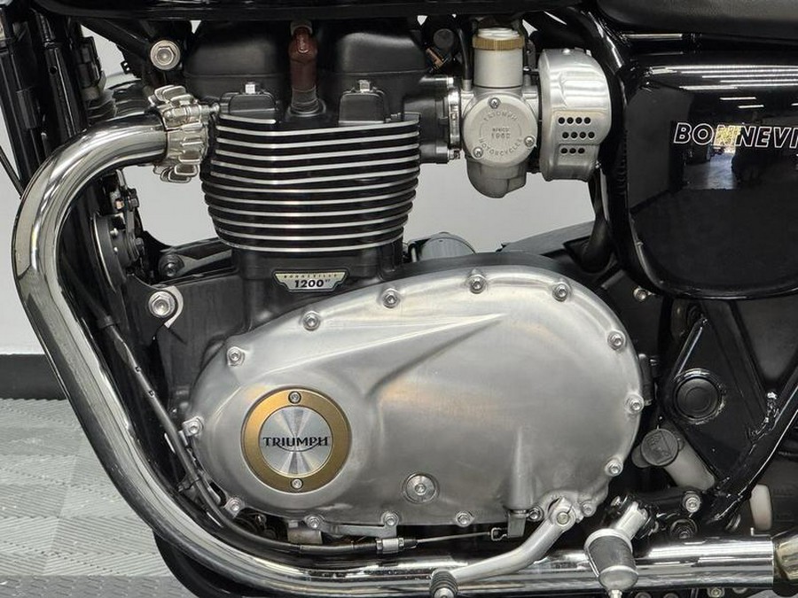 2023 Triumph Bonneville T120 Jet Black