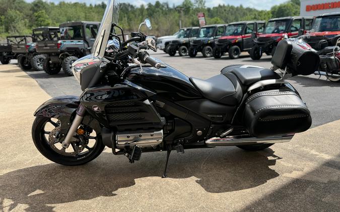 2014 Honda Gold Wing® Valkyrie®