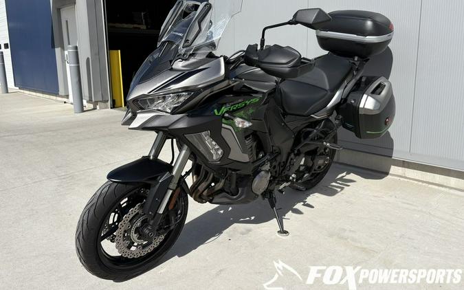 2023 Kawasaki Versys® 1000 SE LT+