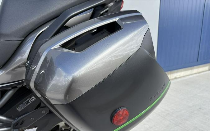 2023 Kawasaki Versys® 1000 SE LT+