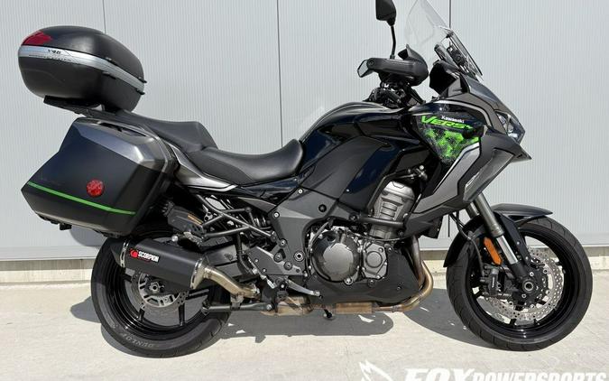 2023 Kawasaki Versys® 1000 SE LT+