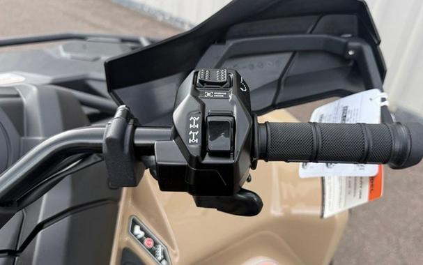2027 Can-Am Outlander PRO S HD7