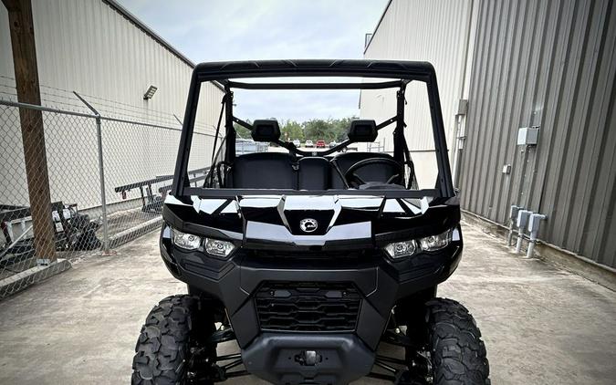 2025 Can-Am™ Defender DPS HD9