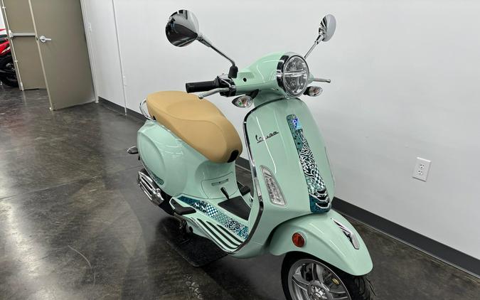 2025 Vespa Primavera 150 Batik