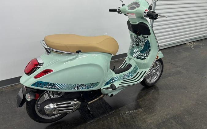 2025 Vespa Primavera 150 Batik