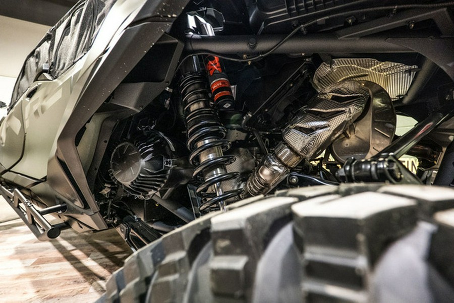 2026 Can-Am Maverick R MAX X Rc