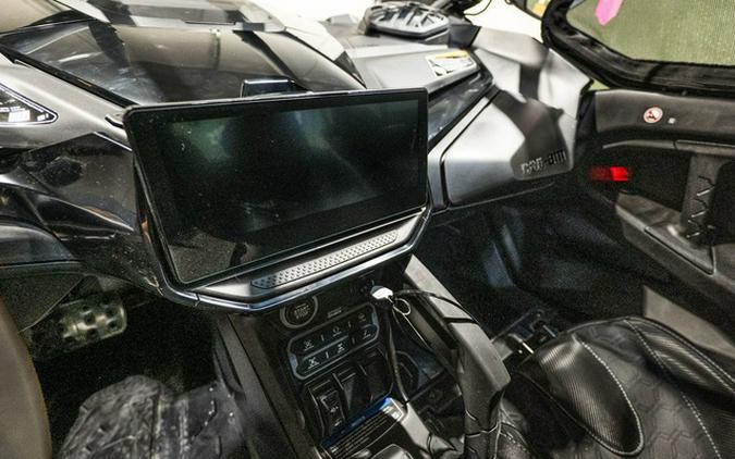 2026 Can-Am Maverick R MAX X Rc