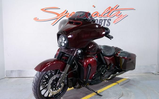 2019 Harley-Davidson CVO™ Street Glide®