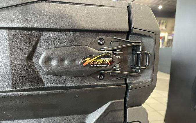 2026 Can-Am® Outlander MAX 6X6 DPS 700