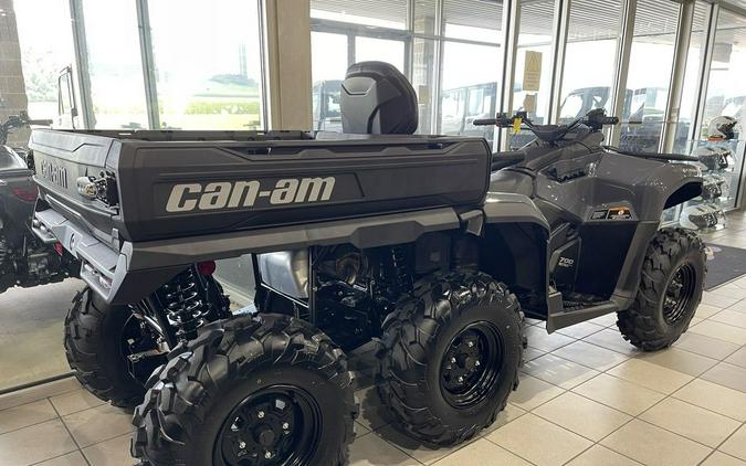 2026 Can-Am® Outlander MAX 6X6 DPS 700