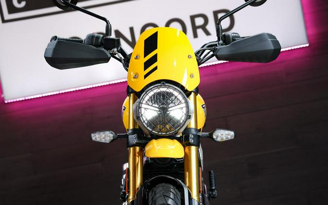 2026 Triumph Scrambler 400 XC
