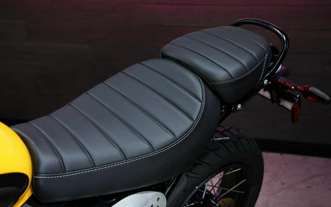 2026 Triumph Scrambler 400 XC