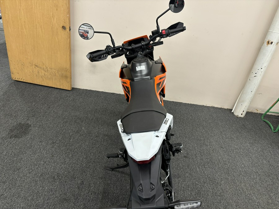 2026 KTM Enduro 390 R