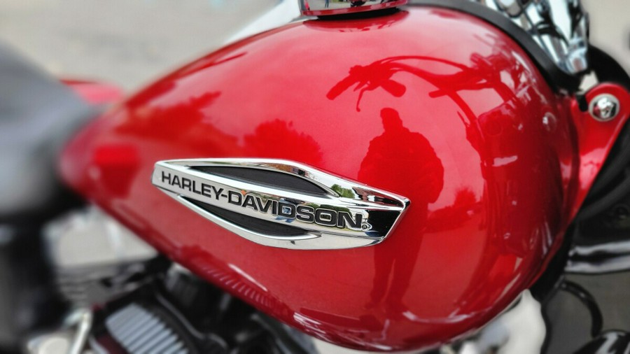 2013 Harley-Davidson Switchback Ember Red Sunglo