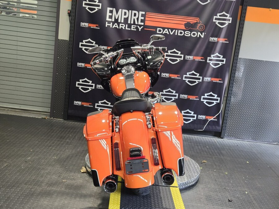 2022 Harley-Davidson CVO™ Road Glide Wicked Orange Pearl