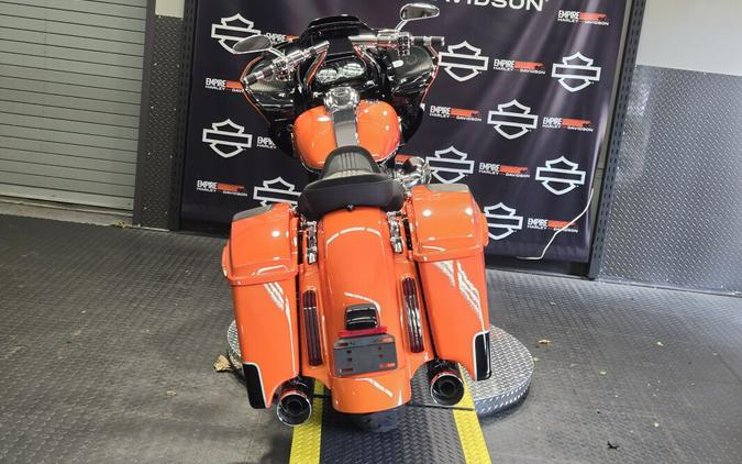 2022 Harley-Davidson CVO™ Road Glide Wicked Orange Pearl